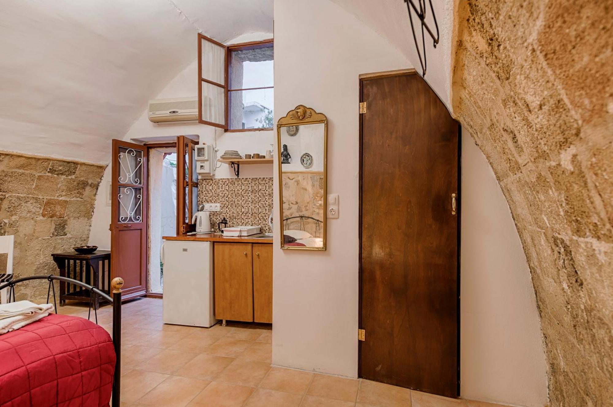 Kristina'S Rooms Rhodes City Bagian luar foto