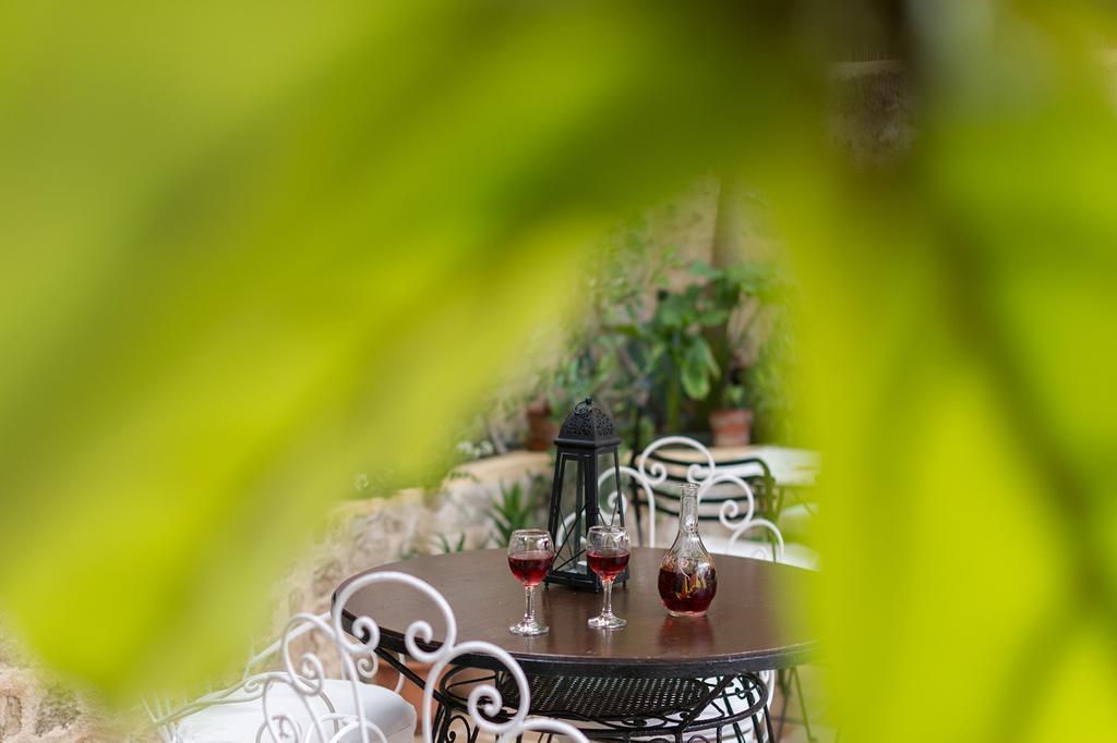 Kristina'S Rooms Rhodes City Bagian luar foto