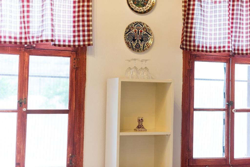 Kristina'S Rooms Rhodes City Bagian luar foto