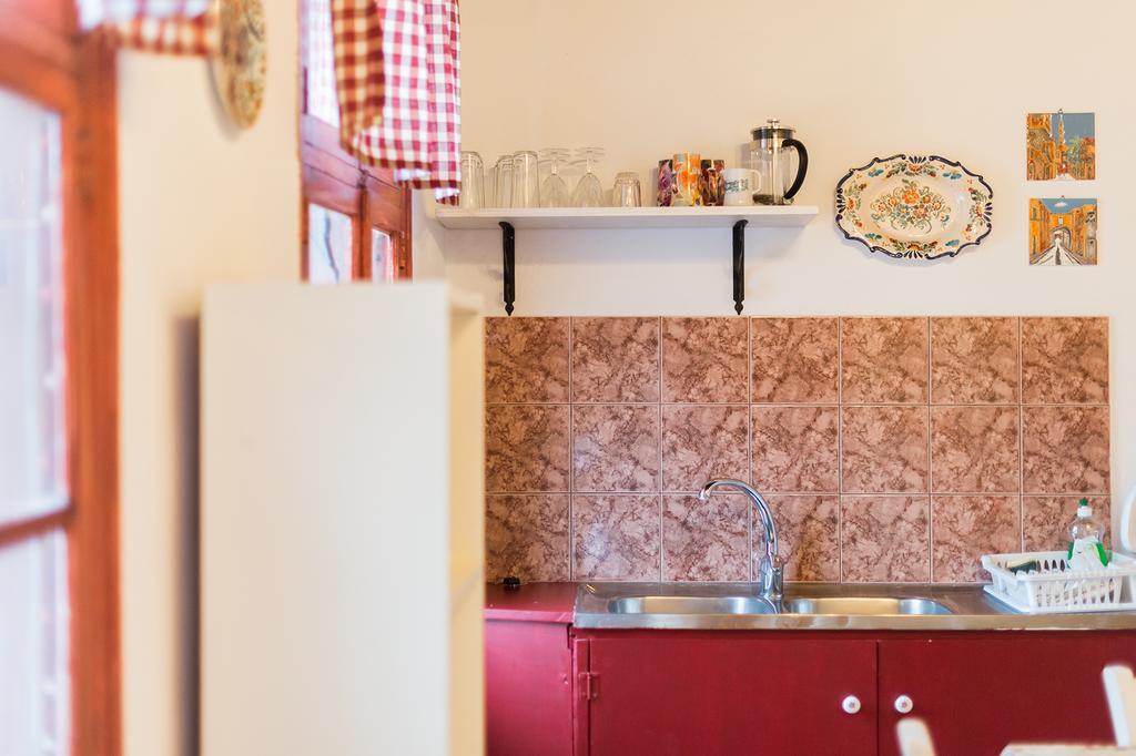 Kristina'S Rooms Rhodes City Bagian luar foto
