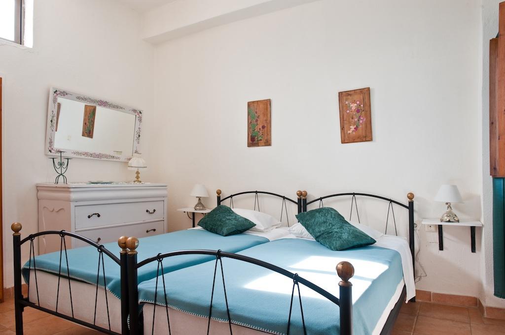 Kristina'S Rooms Rhodes City Bagian luar foto