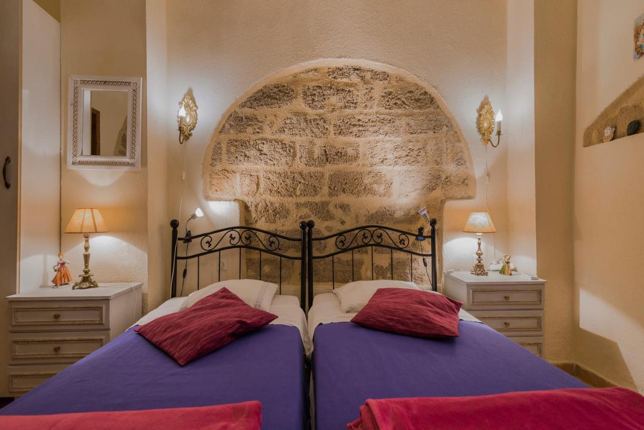 Kristina'S Rooms Rhodes City Bagian luar foto